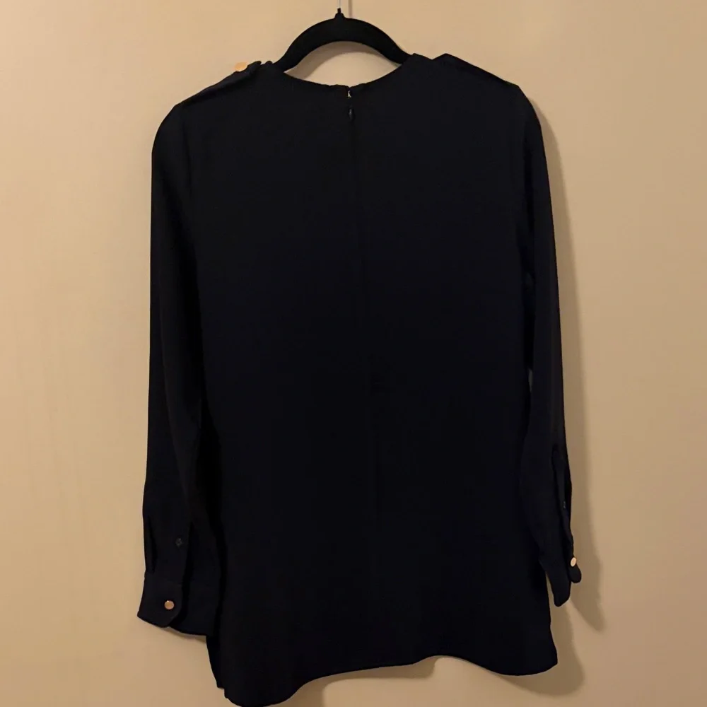 Lauren Ralph Lauren Navy Long-Sleeve Blouse with Gold Buttons Size M - Picture 4 of 4